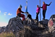 01 Alla Madonna delle Cime in vetta al Corno Zuccone (1458 m) (